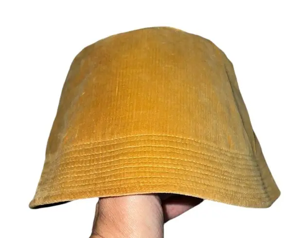 Vintage 1950s Cloche Hat Gold Velvet Unique Button Accents Adjustable