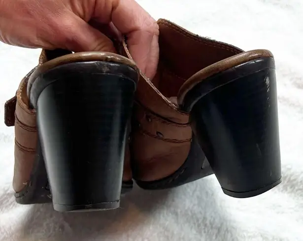 Born Leather Slip On Clogs Heels Mules Women’s Size 8/39 Solid Brown Casual