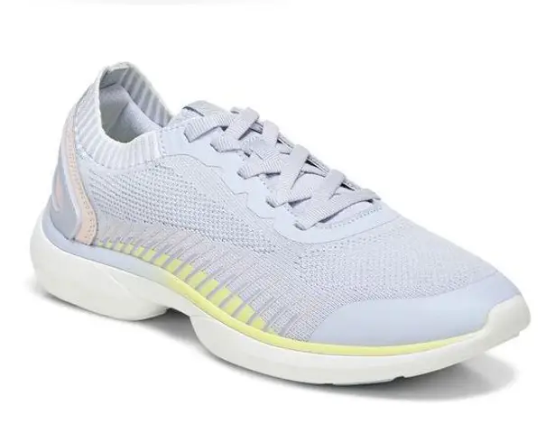 Vionic Embolden Sneaker in Blue Haze/Cloud Pink