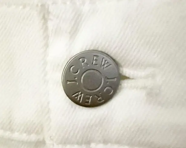 J. CREW | NWT Utility White Denim Short Square Pockets | Size 33, 16