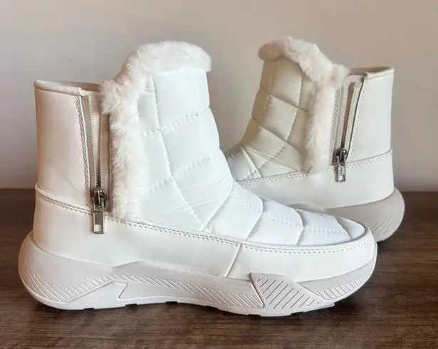 Spyder Lumi Primaloft Insulated Women's Winter Boot Size 7 SKU#243222