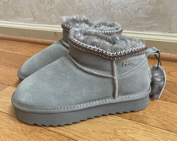 Mexx Olive suede Genuine shearling Ankle Mini Boots Sz 39 Green