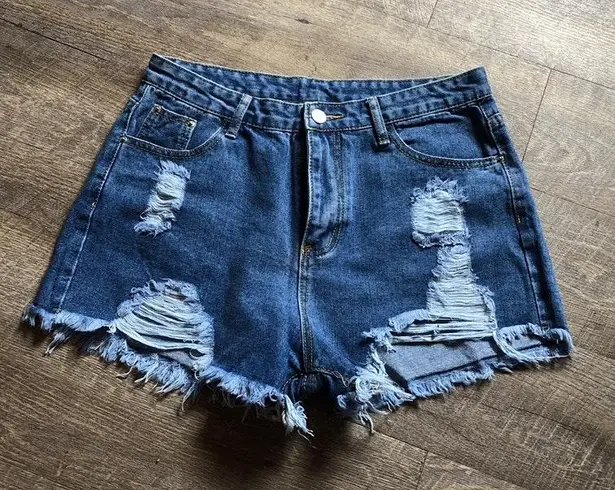 Distressed High Rise Shorts Size L