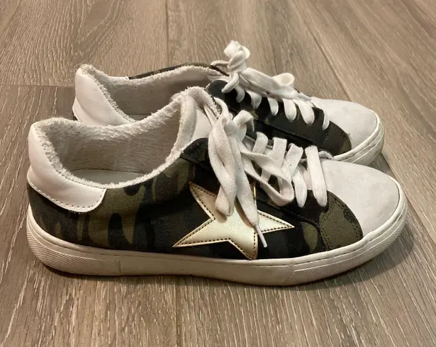 Steve madden camo heels deals
