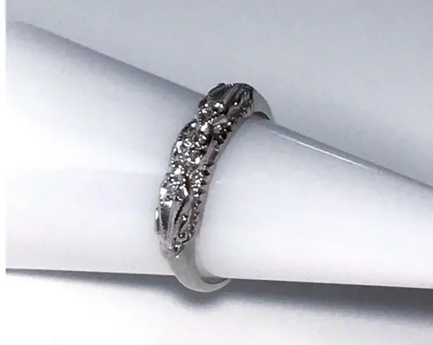 14KT ART DECO STYLE SOLID WHITE GOLD MID CENTURY MODERN 5 DIAMOND BAND RING