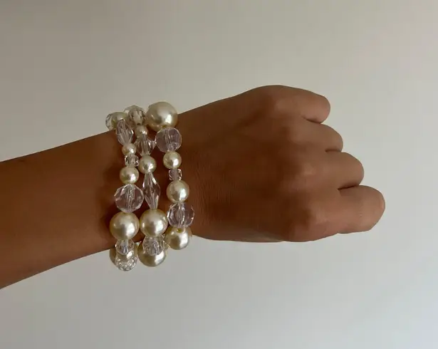 3 Stretch Bracelets White