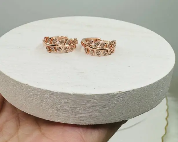 Zircon Olive Branch Leaf Small Hoop Earrings