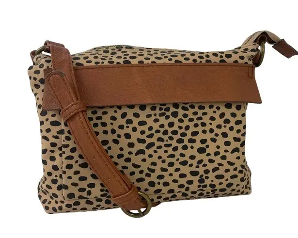 Universal Threads  Faux Leather Leopard/Cheetah Print Crossbody Bag Wallet Set