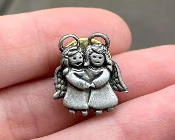 NEW Silver/Gray Cute Little Angel Friends Pin // Unique Canada Gray