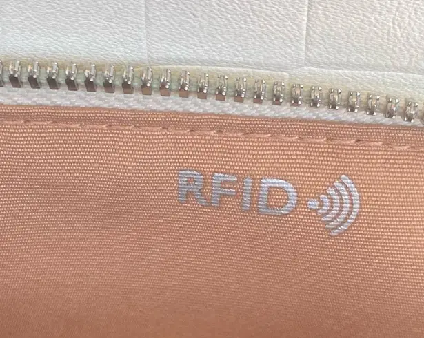 Knomo London leather Mini Mount 10” backpack white/off white