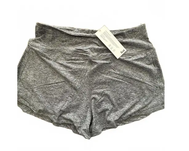 feat Flowtech Roam Shorts