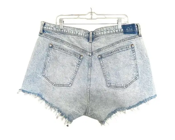 Abercrombie & Fitch  the Mom Short High Rise Curve Love Denim