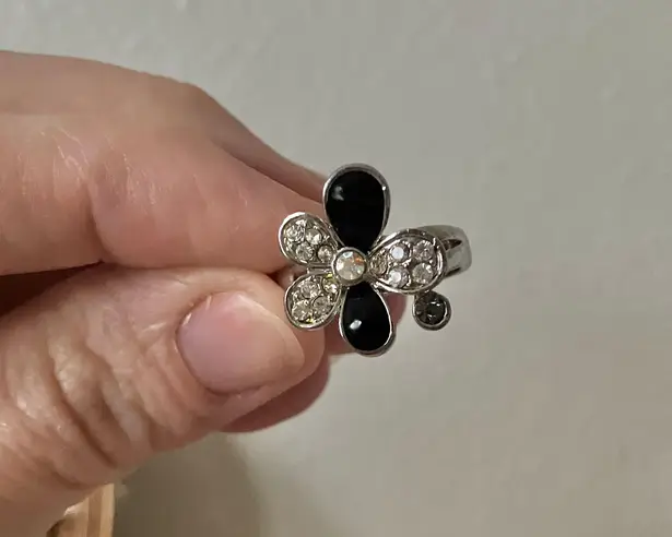 Boutique Black Silver Rhinestone Flower Ring “Trudie” Glam Classic Dark Femme Beautiful Jewelry