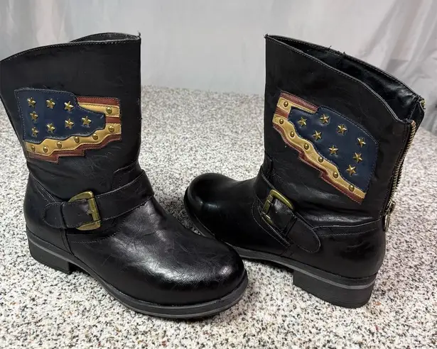 Dream out loud by Selena Gomez Dream Out Loud Women's Black American Flag Moto Boots Size 9
