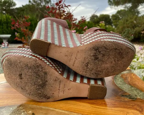 Pour La Victoire Italian Made Leather Soled Platform Wedges Size 6
