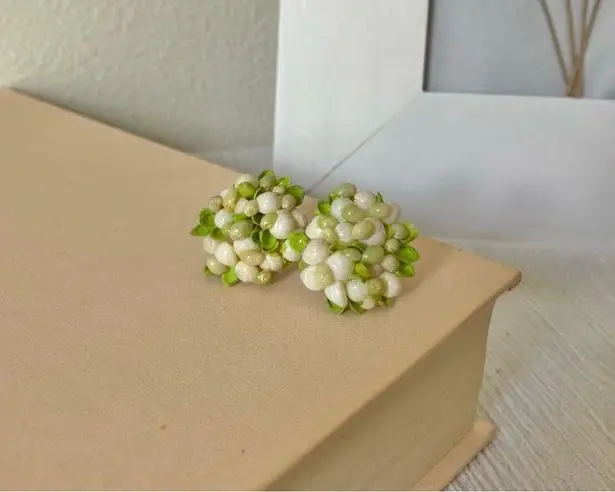 Bouquet Green White Seashell Cluster Earrings Vintage “Beatrix” Screwback Cottagecore Jewelry