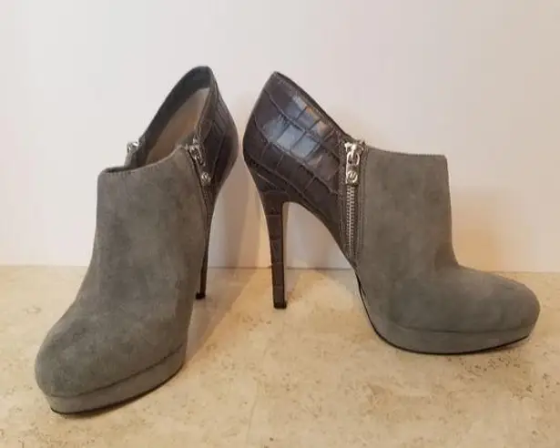 NWOT Michael Kors suede & snake skin booties Gray Size 9