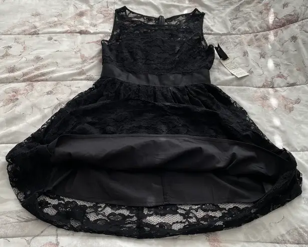 BB Dakota NWT  Black Lace Fit & Flare Lined Mini Dress, size 2