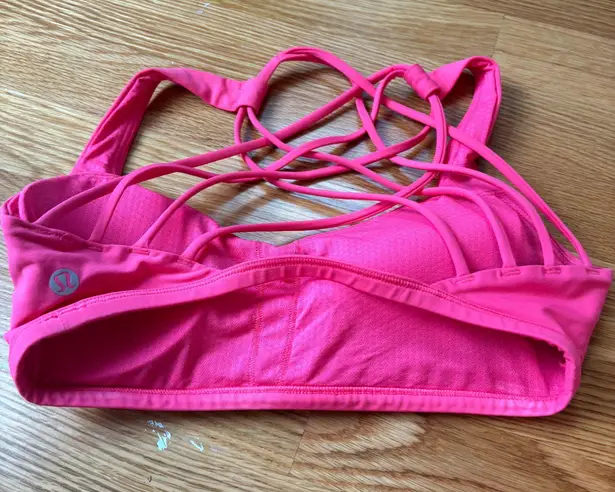 Lululemon Free To Be Bra