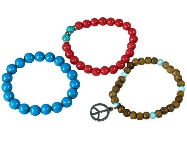 Set Of 3 Beaded Stretch Bracelets Red Blue & Natural Wood Beads Peace Sign Charm