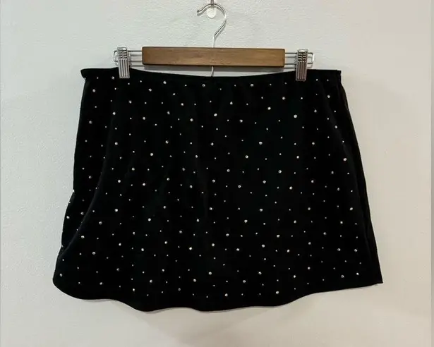 Wild Fable Pre-Owned LG  Black Rhinestoned Skort