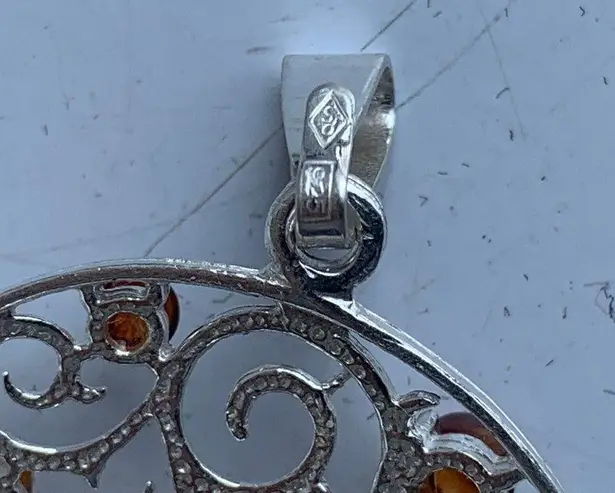 Sterling Silver Multi-Stone Baltic Amber Swirl Design Round Pendant