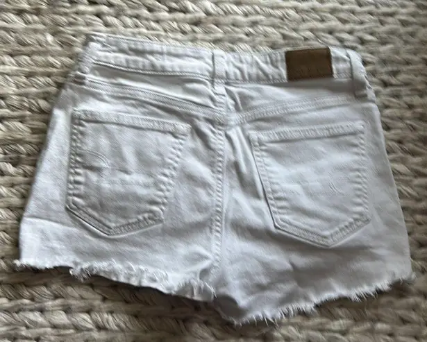 American Eagle short white Jean shorts!