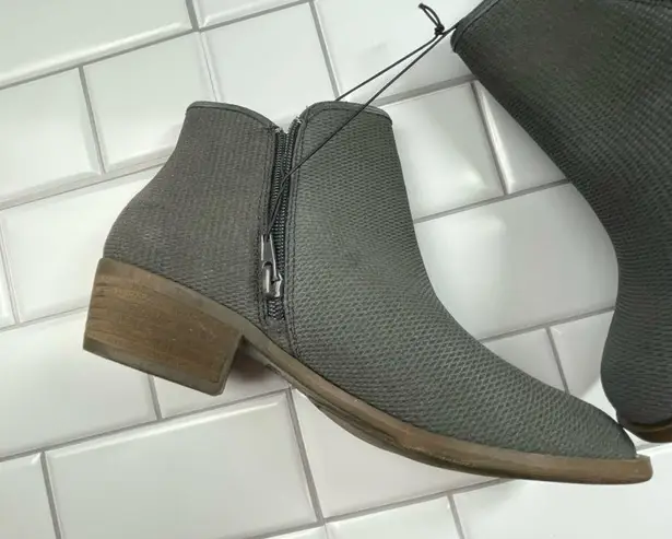 Kensie  Gerona Booties NEW Size 7.5 Grey