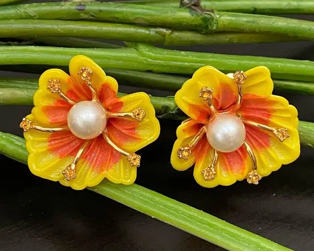 Vintage ORA Signed Orange Plastic Poppy Flower Faux Pearl Brooch & Earrings Set