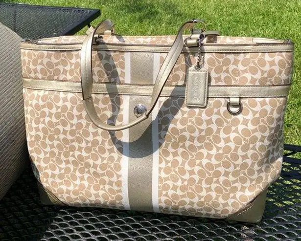 Coach Tote Purse Diaper Bag Work Beach Travel Signature Canvas