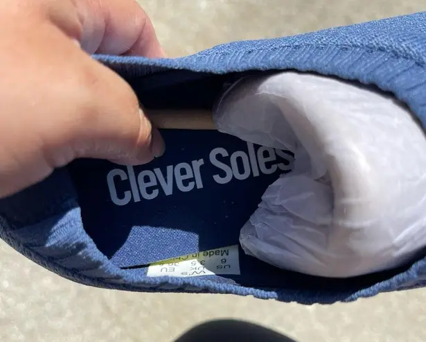 Clever Soles Shoe Blue W 6 New Without Box