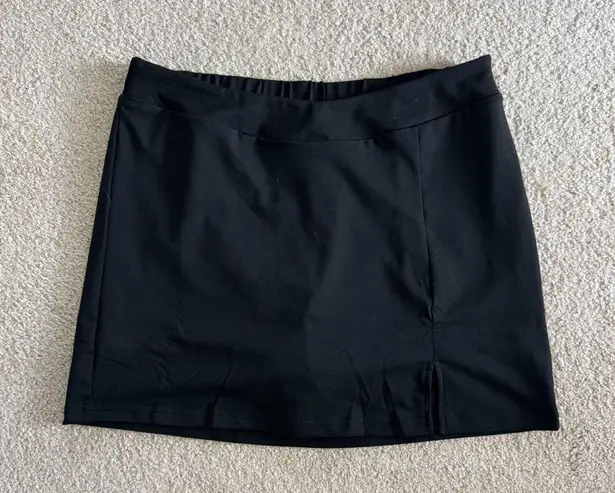 Elegant Black Mini Skort Size L