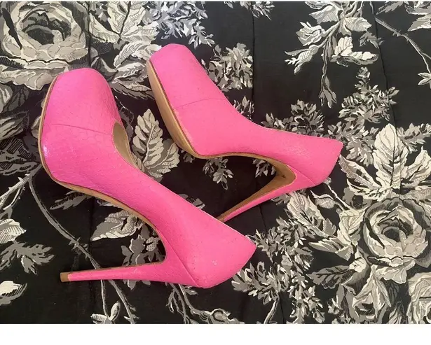 BRIAN ATWOOD Pink Snake Platform Pumps Size 37 7 LEGALLY BLONDE Elle Woods