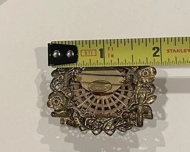 Women’s Signed Denise Brown Metal Brooch Pin Sewing Machine Thimble Safety Pins