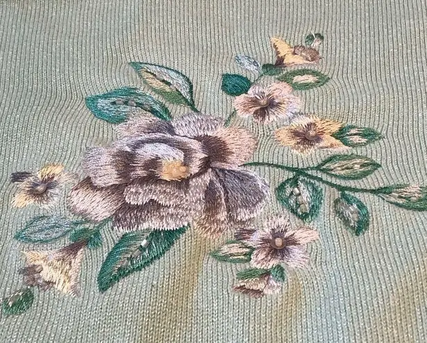 Alfred Dunner Vintage Floral Embellished Summer Sweater Size S