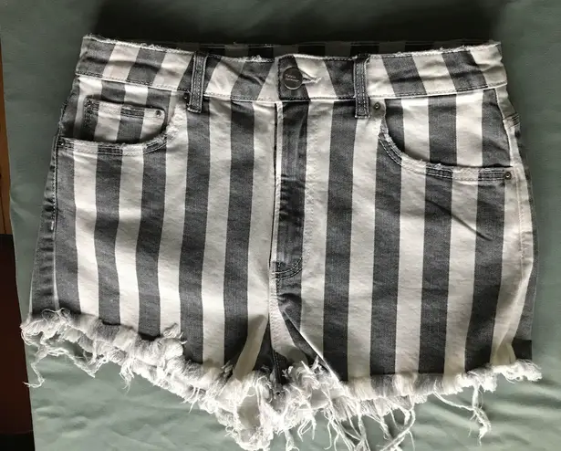 ZARA Stripe Patterned High-Waisted Shorts