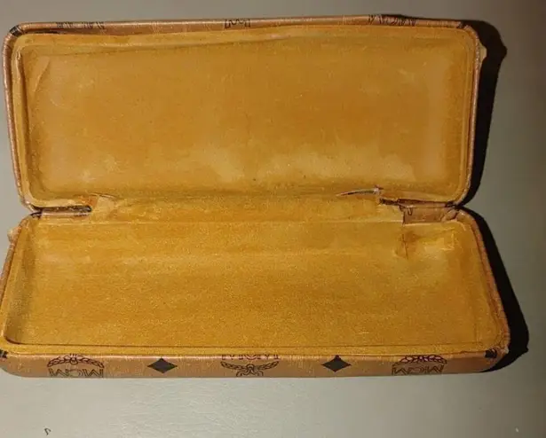 MCM Munchen Vintage Camel Brown Monogram Eyeglass Case Hard Shell 6x3x2 Leather