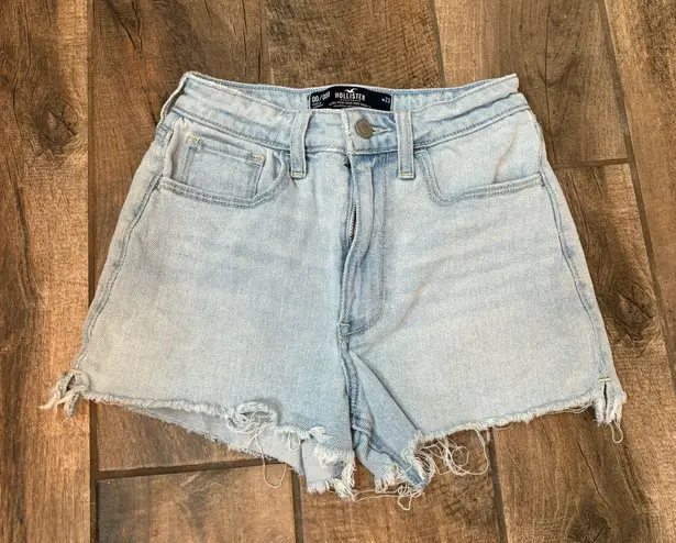 Hollister Ultra High Rise Mom Shorts