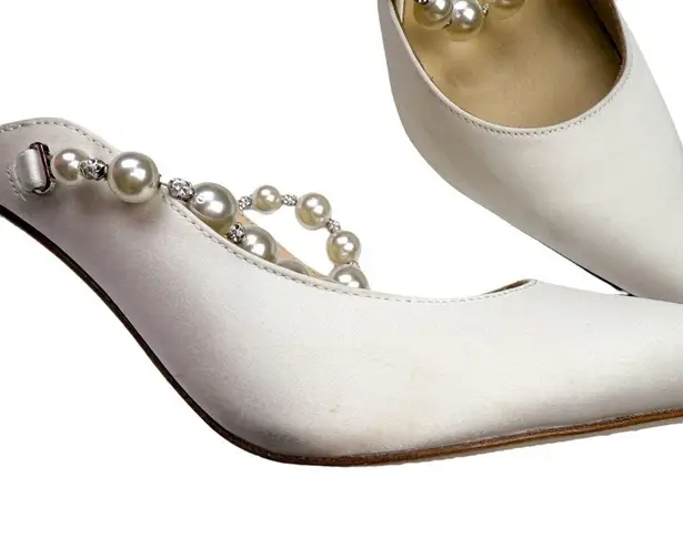 Raye Reception Heel in Ivory Pearl Rhinestone Point Toe Satin Heeled Mule Size 7