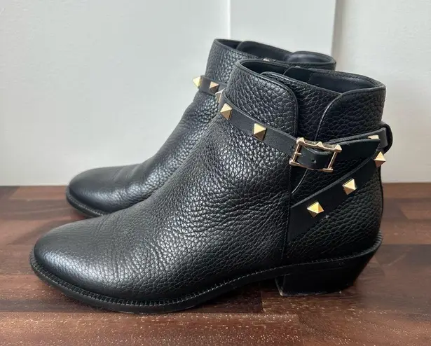 Valentino Garavani Black Pebbled Booties