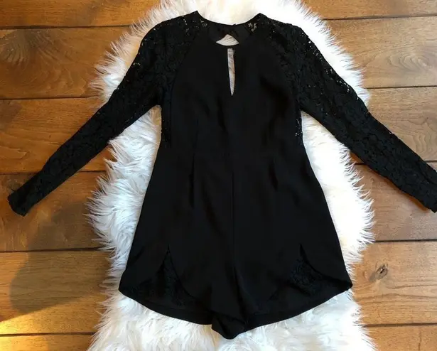 Front CutOut Lace Long Sleeve Romper Black