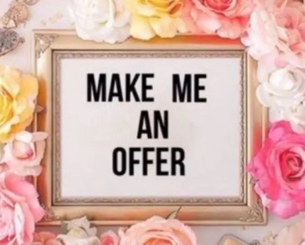 Jaclyn Smith gold and turquoise tone clip on earrings