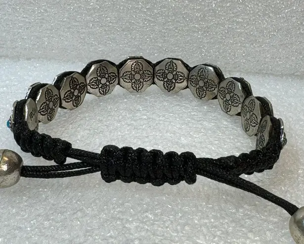 Made In Nepal Etched Bracelet Black