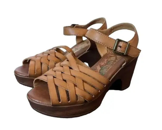 New b.o.c Gweneth Woodgrain Platform Sandal Women’s Size 9M Tan