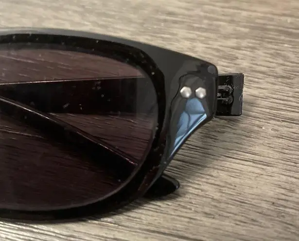 Joan Rivers 100% UV Protection Black Sunglasses with case