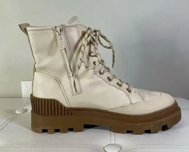 Sam Edelman  Circus Ivory Indy Snow Boot Size 9.5