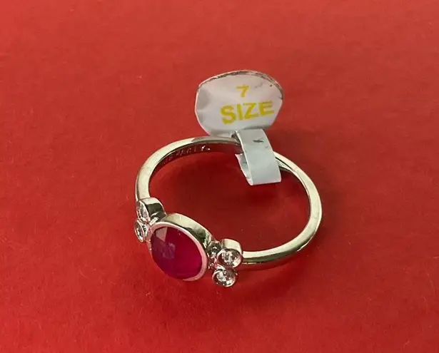 Bomb Party RBP3718 “Capture Your Heart” Genuine Quartz on Rhodium Sz 7 Ring NWOT