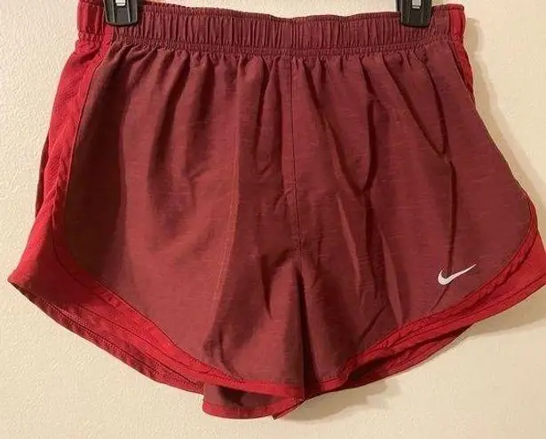 Nike Womens  Dri-Fit Red Maroon Lined Running Shorts Size Medium 3” Inseam