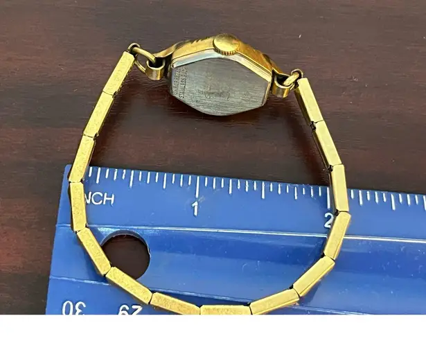 VTG Delaware 17 Jewels Watch 10K Bezel Stretch Band Coquette Not Tested Gold