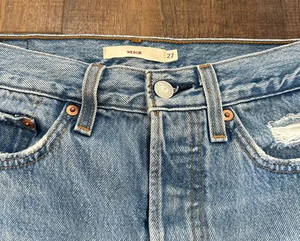 Levi's Levi Wedgie Straight Fit Distressed Women's 100% Cotton Jeans Size 27